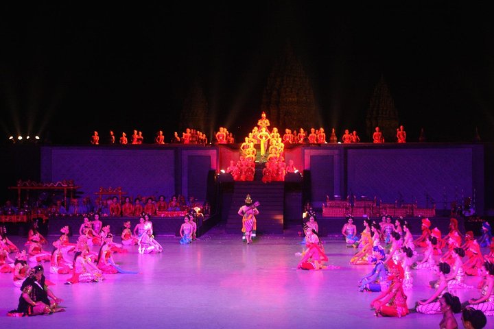 Ascension de Borobudur au sommet, temple de Prambanan et ballet Ramayana