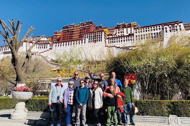 Tour di 8 giorni da Lhasa al campo base dell'Everest Tour per piccoli gruppi