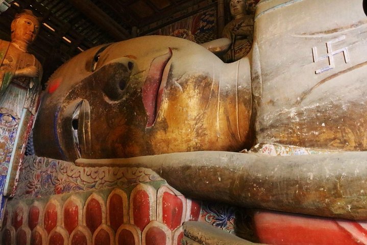 Excursión privada de un día al templo Zhangye Mati y al Templo del Buda Gigante desde Zhangye
