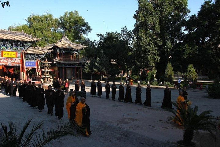 Excursión privada de un día al templo Zhangye Mati y al Templo del Buda Gigante desde Zhangye