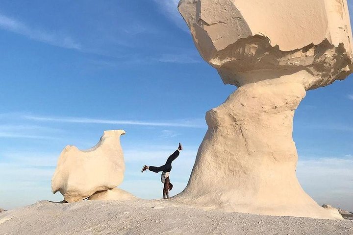 2 - Dag Bahariya Oasis Witte en Zwarte Overnachting Camping Jeep Tour