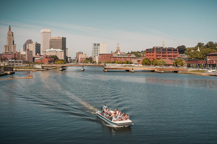 Stadtrundfahrten auf dem Meer : Historische Bootstouren durch Providence