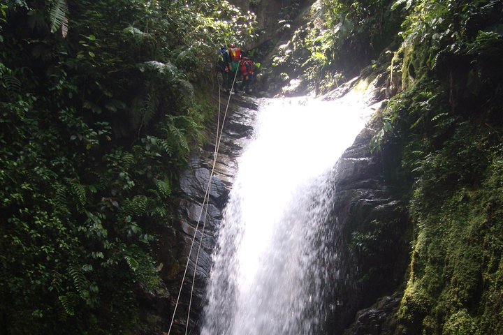 Canyoning - Cashaurco Sonderangebot für den Urlaub. Für einen Tag -Puyo