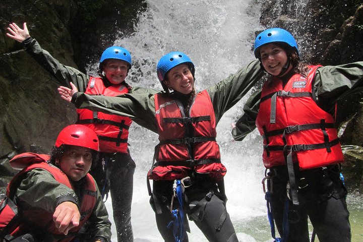 Canyoning - Cashaurco Sonderangebot für den Urlaub. Für einen Tag -Puyo