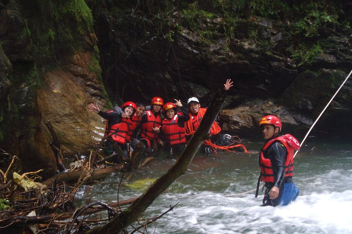 Canyoning - Cashaurco Sonderangebot für den Urlaub. Für einen Tag -Puyo