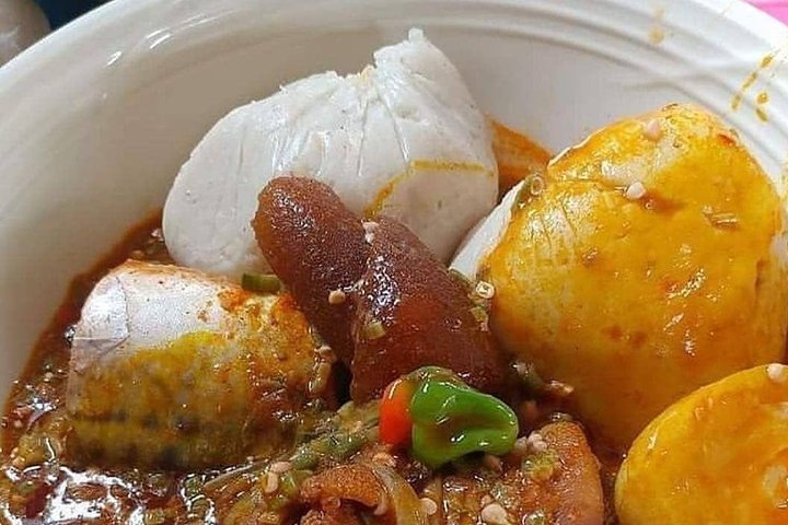 Kumasi kejetia sentralmarkedstur og tradisjonelle lokale matlagingskurs