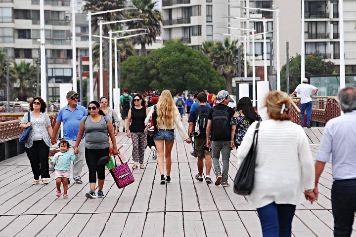 Viña del Mar Famosa! Walking Tour Premium con Guía Nativo