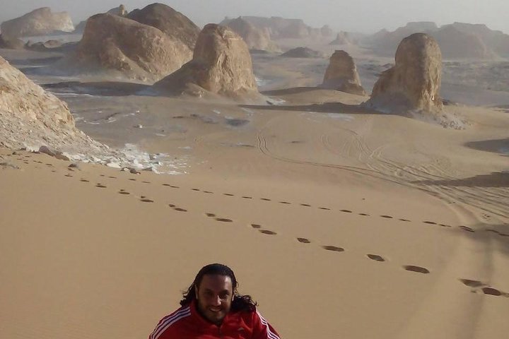 2 - Dag Bahariya Oasis Witte en Zwarte Overnachting Camping Jeep Tour