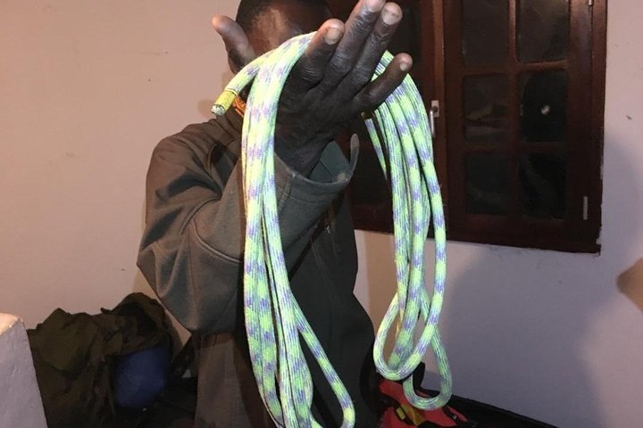 13 jours de randonnée sur le volcan Congo Nyiragongo et les montagnes Rwenzoris (lave et glacier))