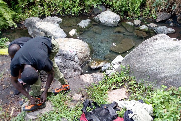 9 dias no Congo Rwenzori - Caminhada na montanha - atingindo o pico Margherita (5109 m de alt)