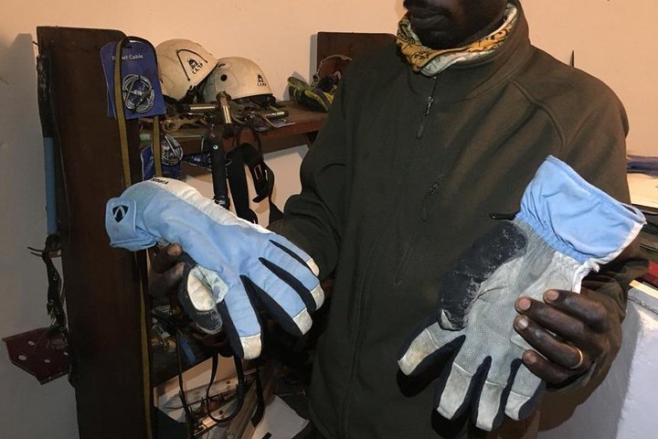 13 jours de randonnée sur le volcan Congo Nyiragongo et les montagnes Rwenzoris (lave et glacier))