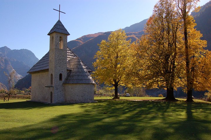 Wandeltocht door Valbona, Theth & Blue Eye in 3 dagen vanuit Tirana