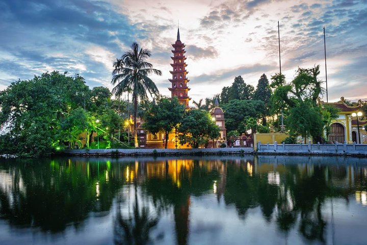 Traslado privado desde Cai Be al aeropuerto Tan Son Nhat (SGN)