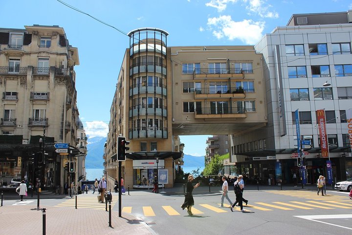 Tour privado a pie por Montreux con guía profesional