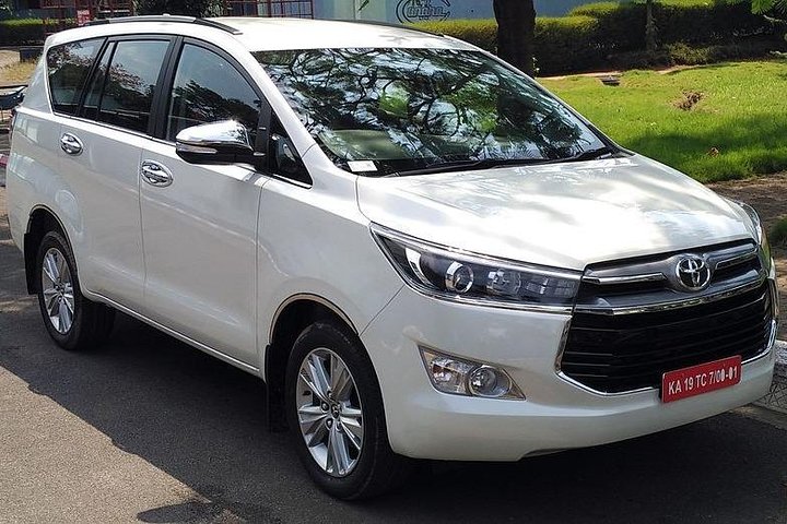 Enkele reis van Alwar naar Delhi in AC-voertuig