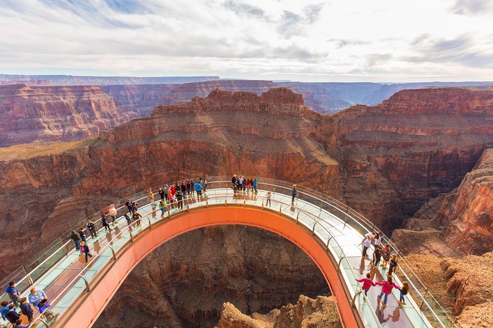 Grand Canyon West, Hoover Dam Stop, Breakfast, Lunch & Skywalk
