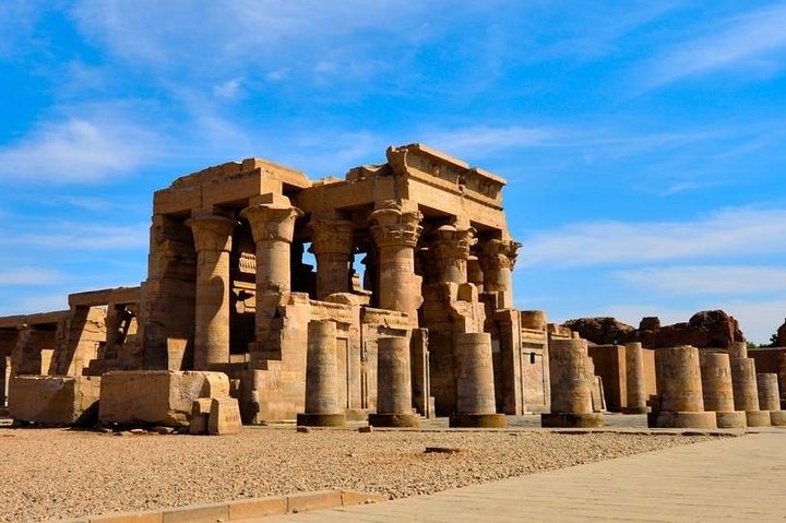 Full Day Private Guided Tour to Kom Ombo and Edfu temples