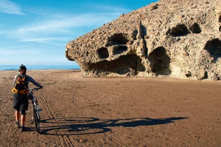 Los Frailes and Agua Blanca Bike Tour