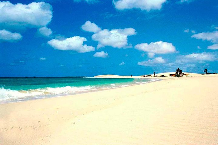 Boa Vista Island: 4-timmars Rabil, Viana Desert & Shipwreck Tour