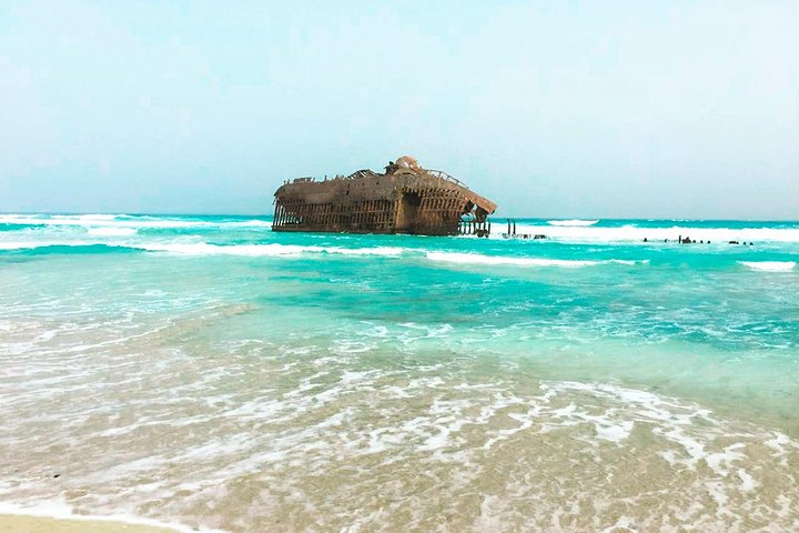 Boa Vista Island: 4-timmars Rabil, Viana Desert & Shipwreck Tour
