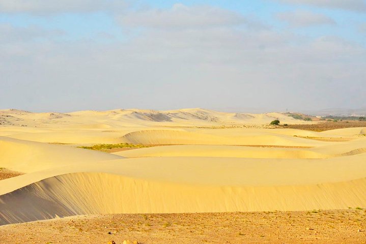 Boa Vista Island: 4-timmars Rabil, Viana Desert & Shipwreck Tour