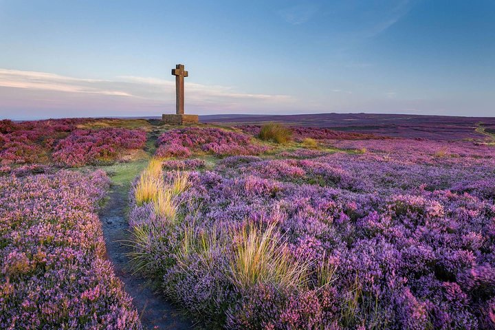 Tour Privado - Viagem Diária em Moors, Whitby e Yorkshire Steam Railway saindo de Harrogate