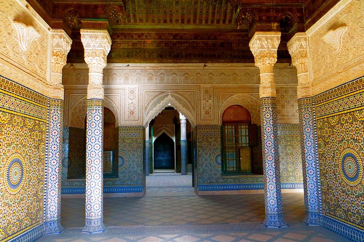 Dagtocht vanuit Ouarzazate: Teloute, Ait Ben Haddou & Oasis Fint inclusief lunch