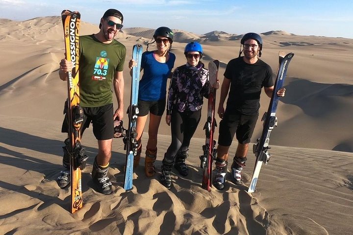 Sandboard o sci di sabbia a Huacachina Falò di Apresski Tramonto