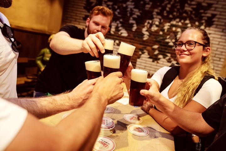Tour della fabbrica di birra Düsseldorf (di cui 3 Altbier)