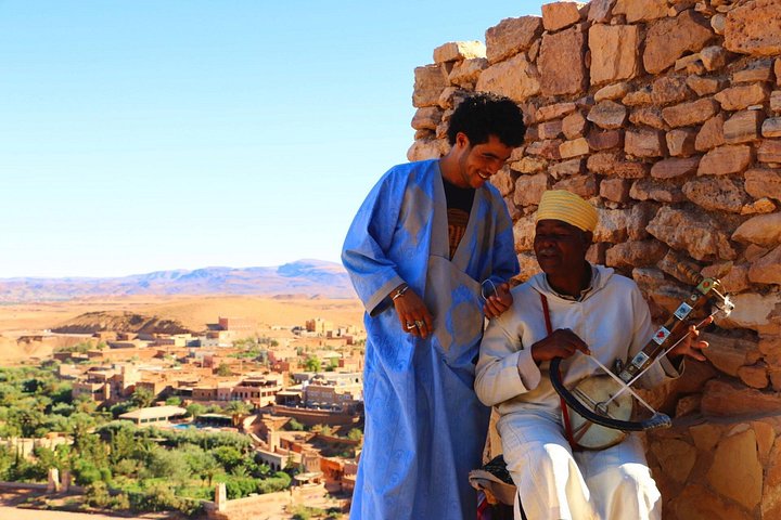 Dagtocht vanuit Ouarzazate: Teloute, Ait Ben Haddou & Oasis Fint inclusief lunch