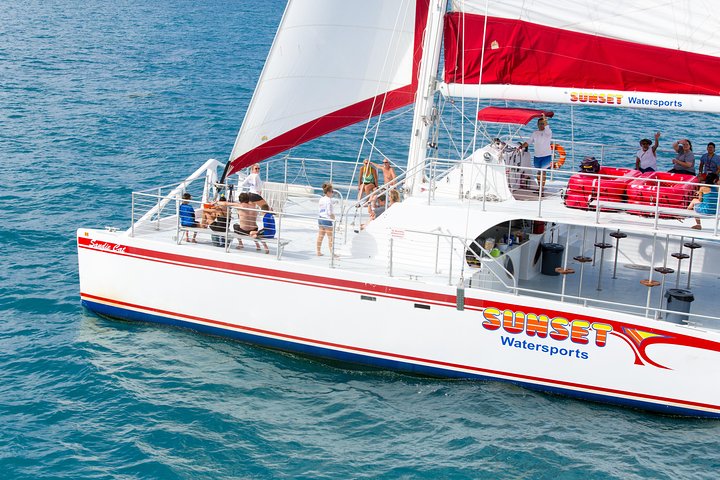 Key West Signature Sunset Sail med levende musikk, åpen bar og mat