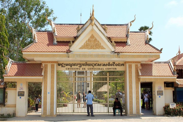 Medio día privado al campo de exterminio y al museo genocida S21 en Phnom Penh