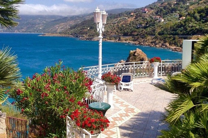 Hotel Kalura, Cefalù for Palermo airport or vice versa, Private Transfer
