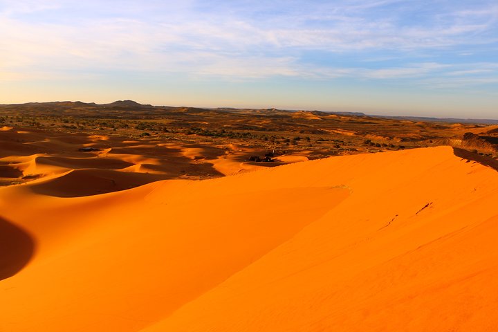 En Merzouga: medio día Safari 4x4 al atardecer con sandboard en las dunas de Erg Chebbi