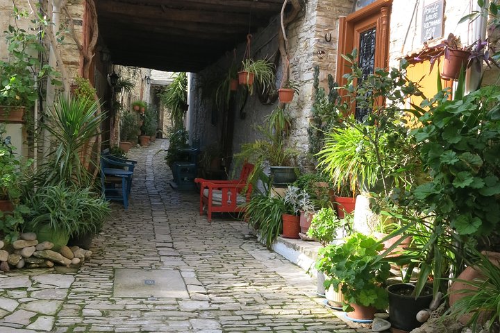 Troodos Mountains Villages: All Inclusive Food & Wine Day Tour