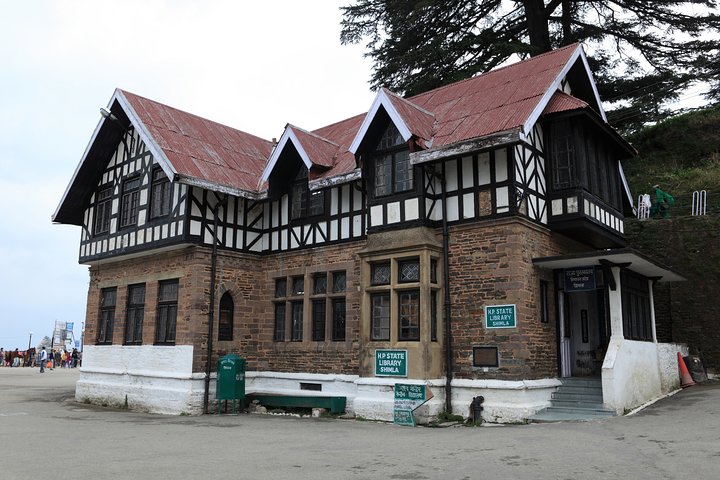 Upptäck Colonial Trails of Shimla 2 timmars guidad vandring