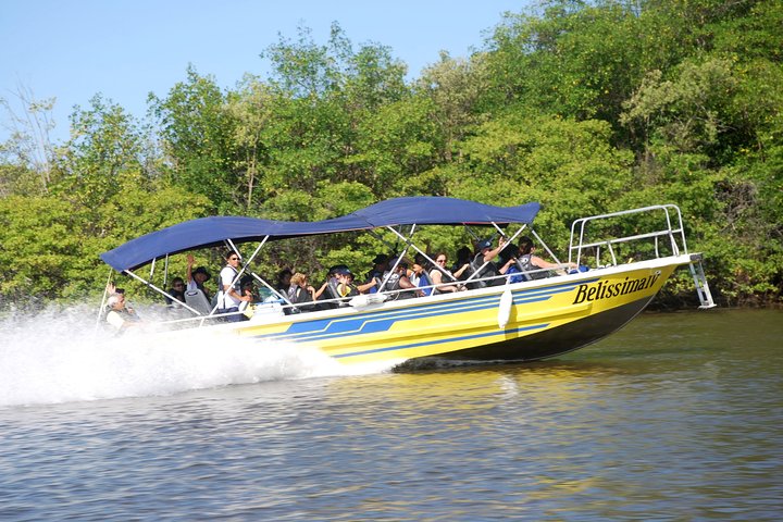 Tour di un'intera giornata attraverso il fiume Preguiças in motoscafo