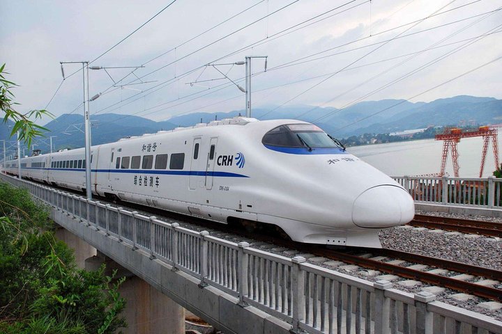 Traslado privado de llegada desde la estación de tren de Wuxi al hotel de la ciudad