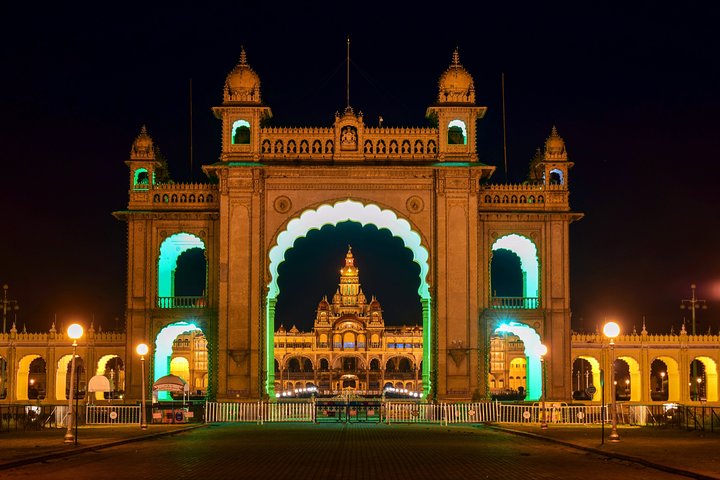 Tour di un giorno a Mysore e Srirangapatna da Bangalore con guida e pranzo