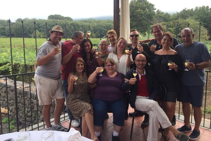 Tour degli amanti del cibo e del vino della campagna dell'Etna (piccolo gruppo o privato)