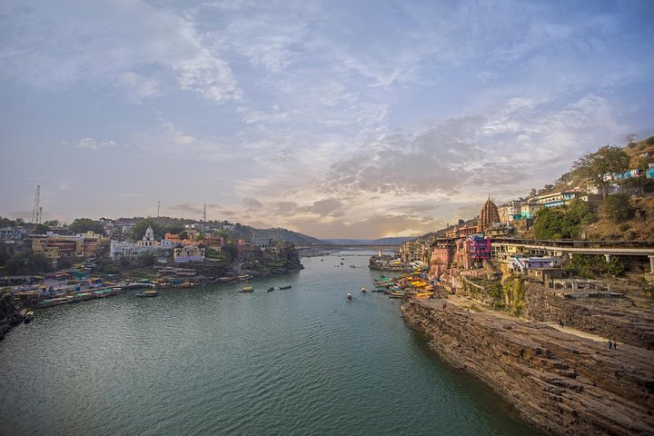 Jyotirlinga-resa: Privat dagstur från Indore till Omkareshwar