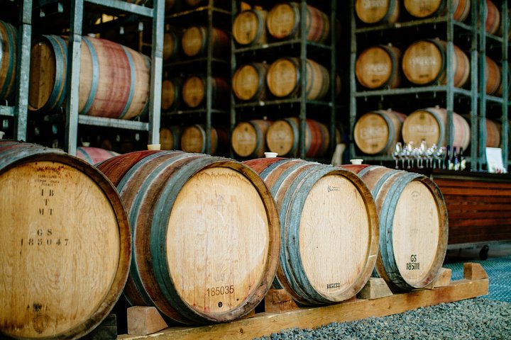 Yarra Valley Premium Tour inc Lunch and Cheese and Wine Pairing at De Bortoli