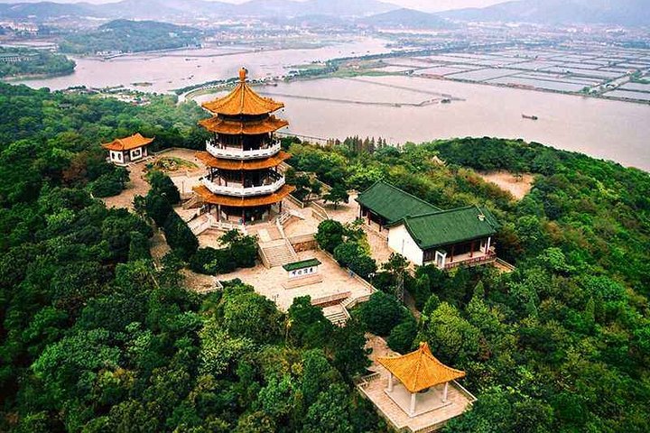Excursion privée d'une journée à Wuxi LingShan Buddha et Huishan Old Town