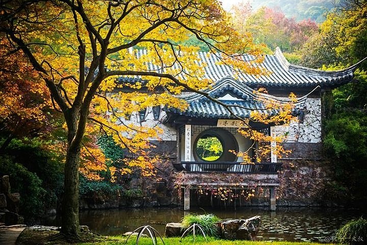 Excursión privada de 4 horas a Wuxi: casco antiguo de Huishan, jardín Jichang y templo Nanchan