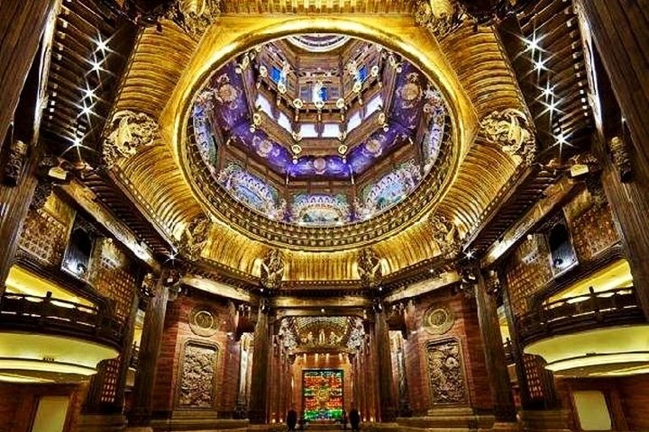 Wuxi Private Day Tour com Lingshan Buddhist Scenic Spot e Taihu Yuantouzhu