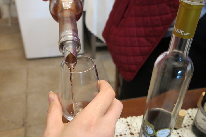 Troodos Mountains Vino Venture: Tour del vino di un'intera giornata