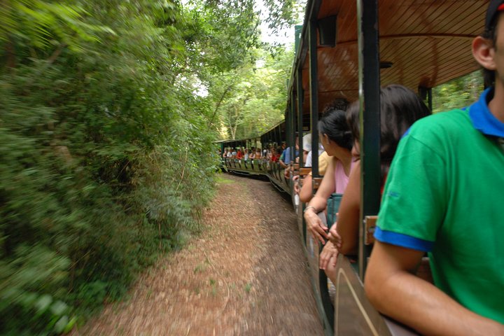 Iguazu Falls Tour, boottocht, trein en Safari Truck