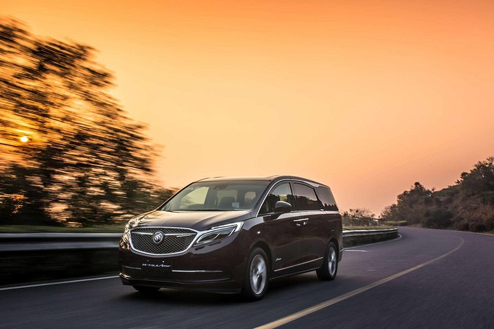 Visite autoguidée de Nanjing au départ de Wuxi en voiture privée avec option de dépose