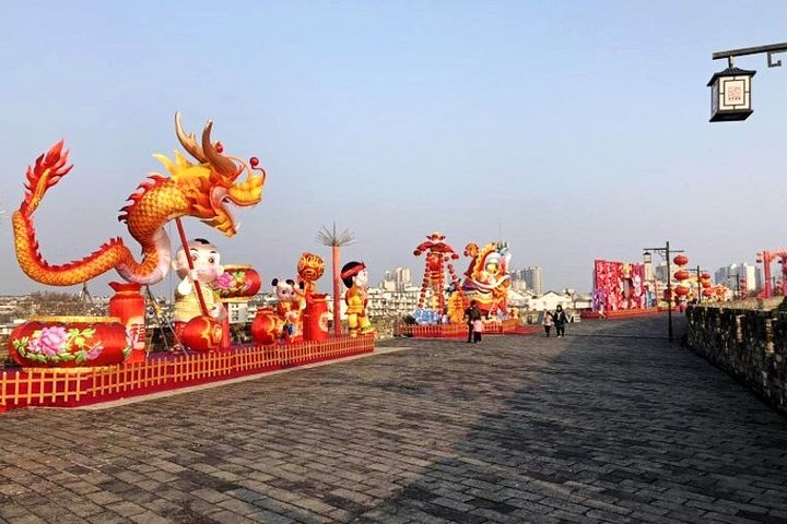 6-timmars privat rundtur i Xiaolinggraven, City Wall & Memorial Hall