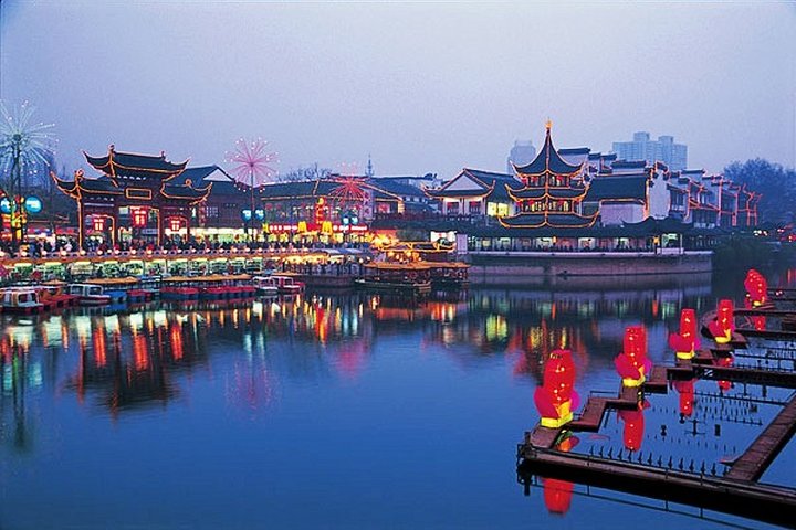 Visite autoguidée de Nanjing au départ de Wuxi en voiture privée avec option de dépose